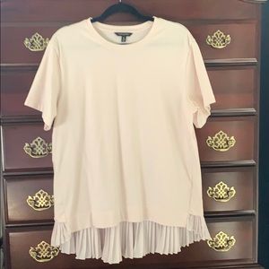 Banana Republic Tee NWOT